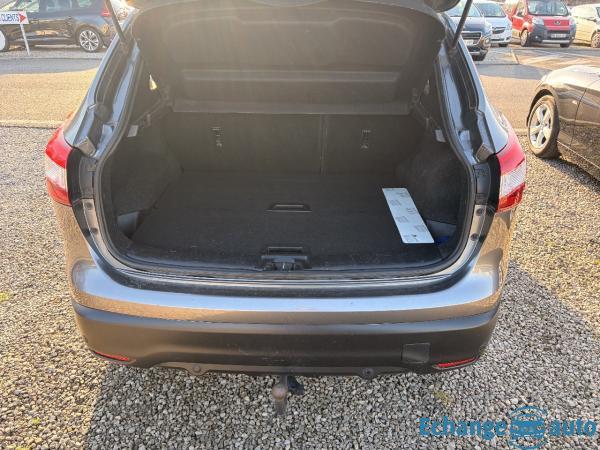 NISSAN QASHQAI 1.6 DCI 130 Xtronic N-Connecta