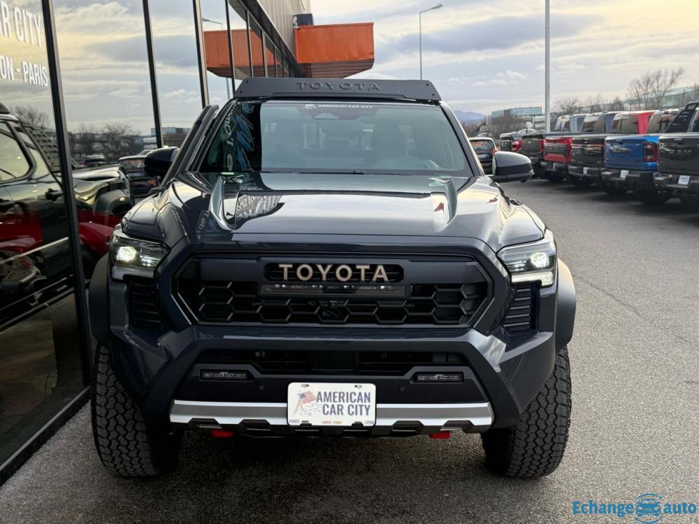 TOYOTA TACOMA