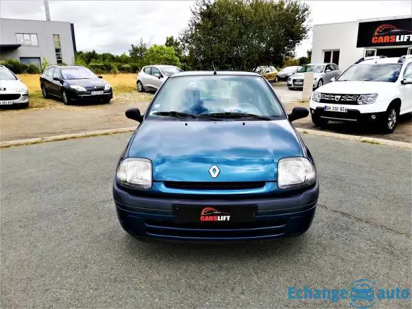 Renault Clio 2 Phase1 1.2 i 60 CV