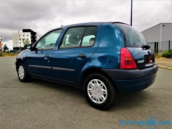 Renault Clio 2 Phase1 1.2 i 60 CV