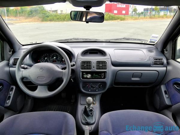 Renault Clio 2 Phase1 1.2 i 60 CV