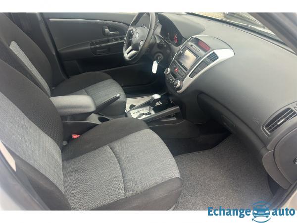 KIA CEE'D 1.6 EX