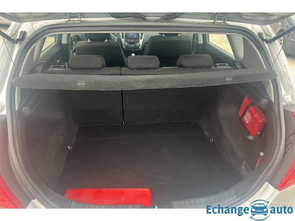 KIA CEE'D 1.6 EX