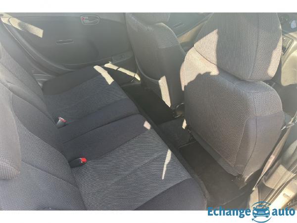 DAIHATSU YRV 1.3i BLUE LINE BVA