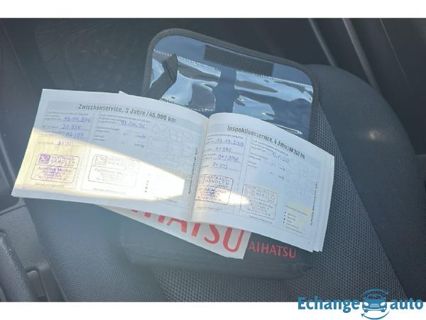 DAIHATSU YRV 1.3i BLUE LINE BVA