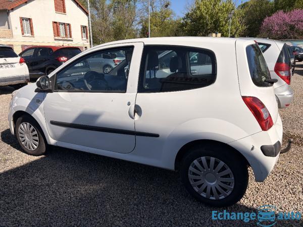 RENAULT TWINGO II 1.2i 75ch Expression