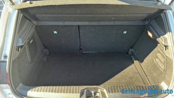 RENAULT CLIO V Clio TCe 100 Initiale Paris