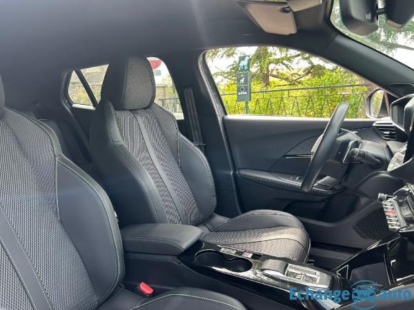PEUGEOT 2008 130 SetS EAT8 GT 1er MAIN