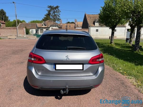 PEUGEOT 308 SW PureTech 110ch SetS BVM6 Style