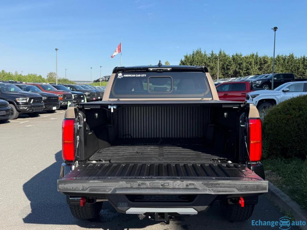 TOYOTA TACOMA