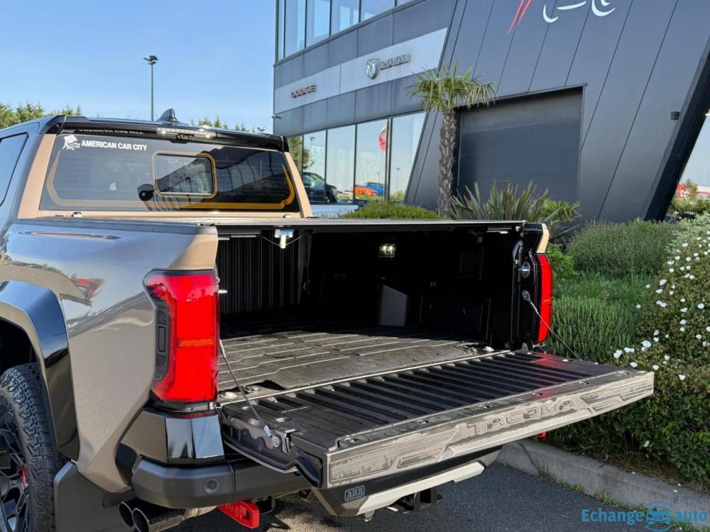 TOYOTA TACOMA