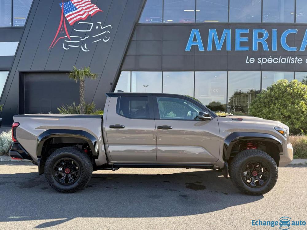 TOYOTA TACOMA