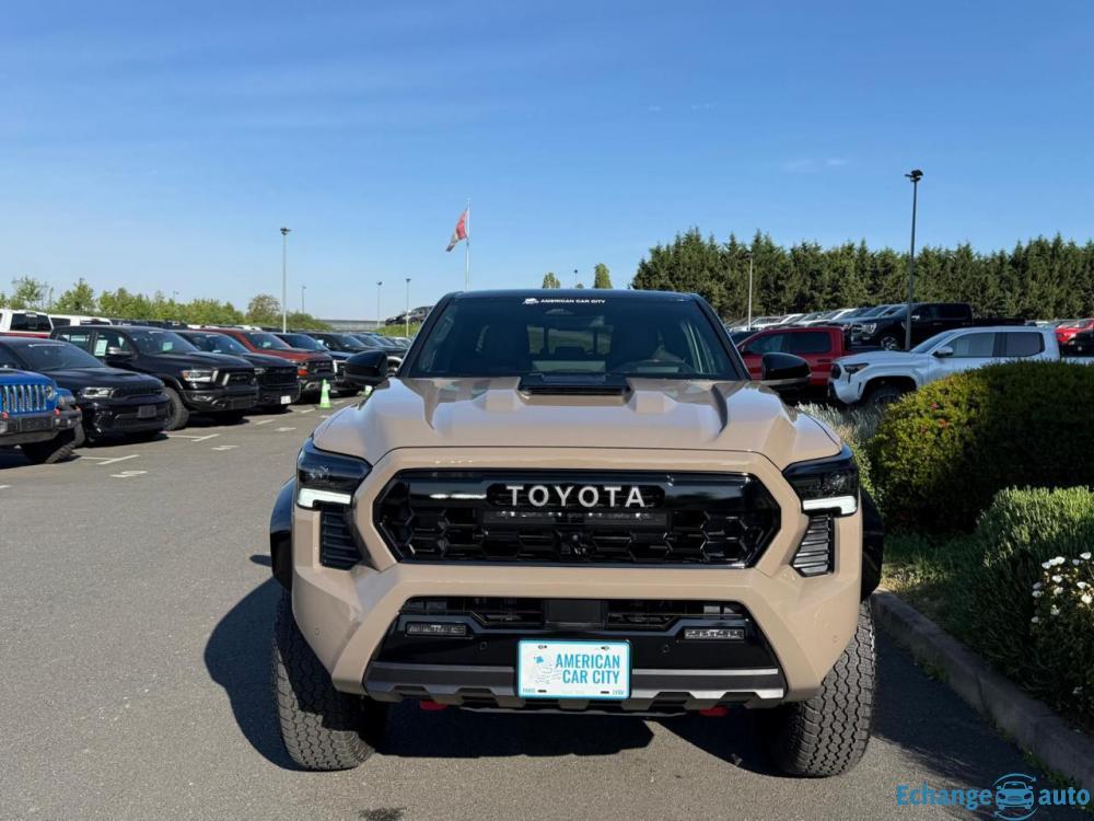 TOYOTA TACOMA