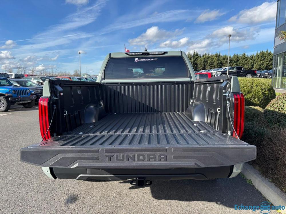 TOYOTA TUNDRA