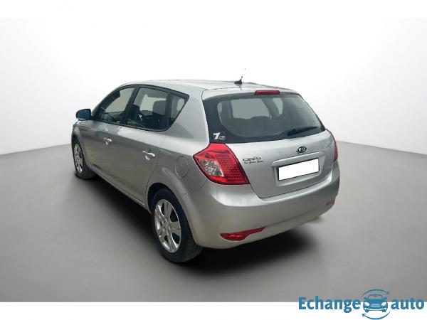 KIA CEE'D 1.6 EX BVA