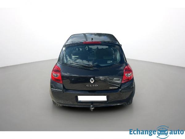 RENAULT CLIO  III 2.0  Initiale BVA