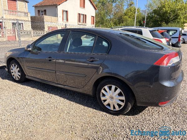RENAULT LAGUNA III 1.5 DCI 110 Authentique
