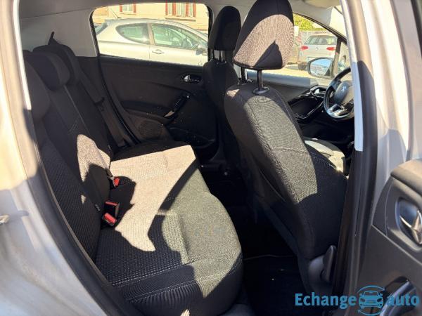 PEUGEOT 208 1.6 HDI 100 Business