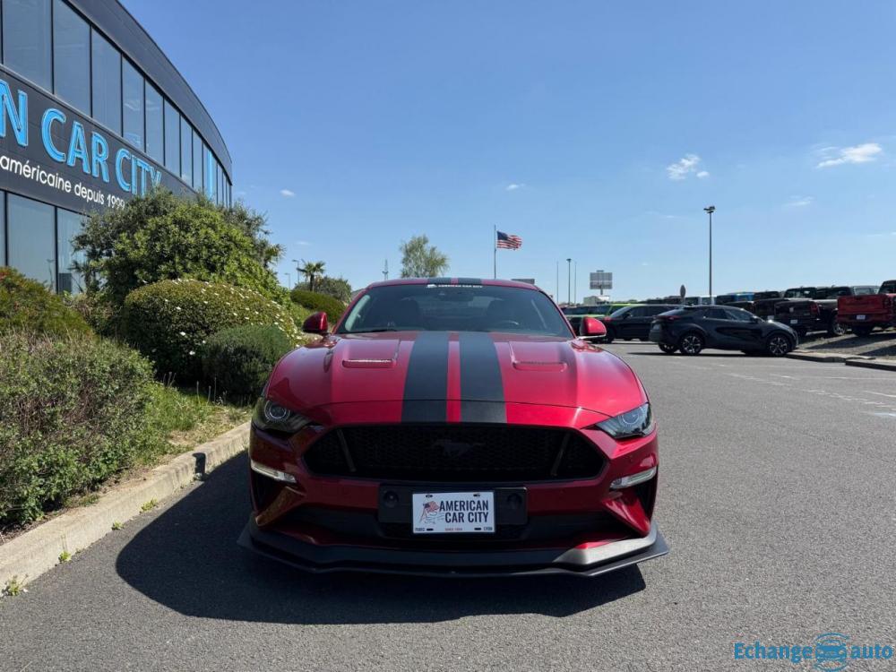 FORD MUSTANG
