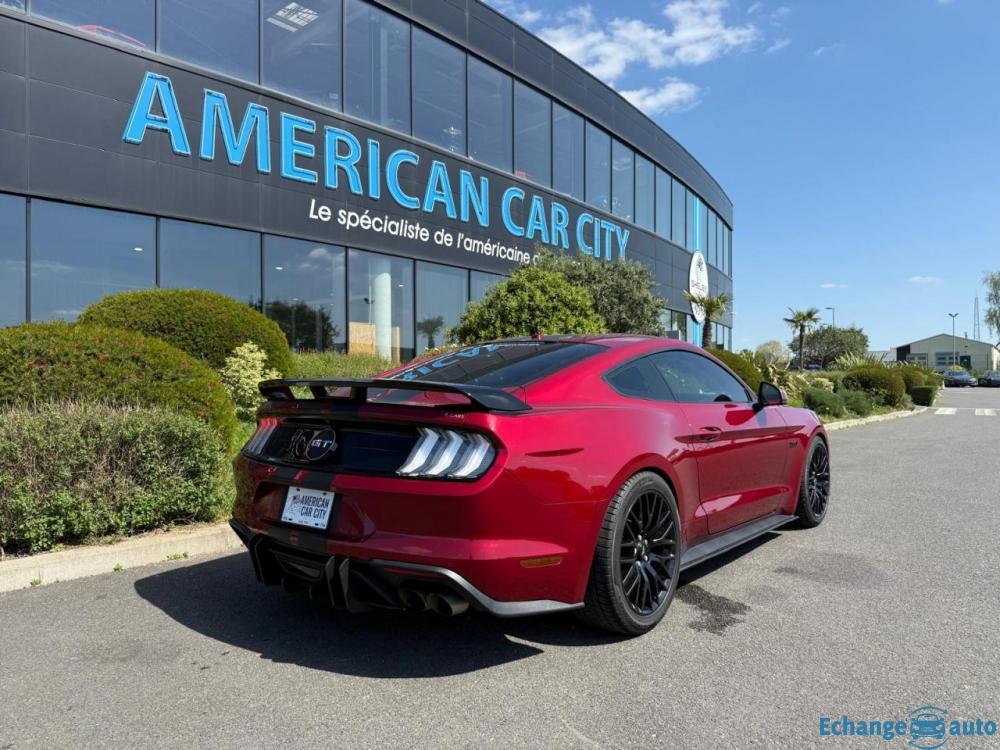 FORD MUSTANG
