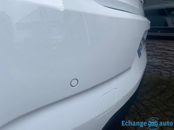 RENAULT MEGANE IV BERLINE Megane IV Berline TCe 140 Evolution