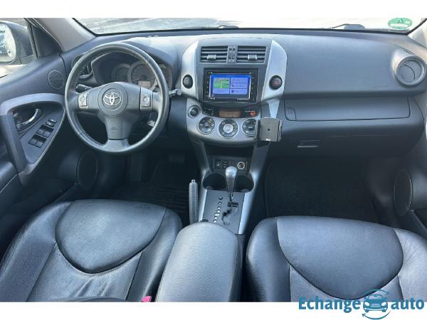 TOYOTA RAV4 III RAV4 2.0 Executive