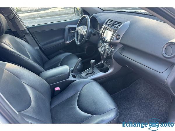 TOYOTA RAV4 III RAV4 2.0 Executive