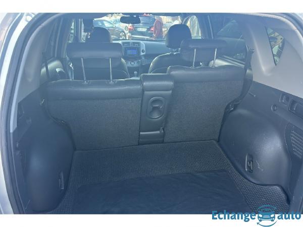 TOYOTA RAV4 III RAV4 2.0 Executive