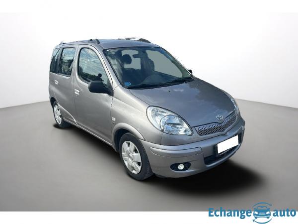 TOYOTA YARIS Verso 1.3 VVT-i Sol BVA