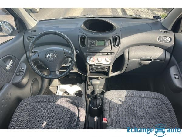 TOYOTA YARIS Verso 1.3 VVT-i Sol BVA