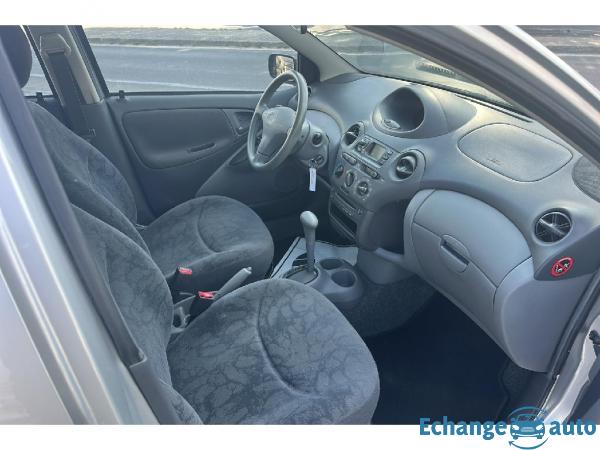 TOYOTA YARIS  1.3 VVT-i Linea Sol BVA