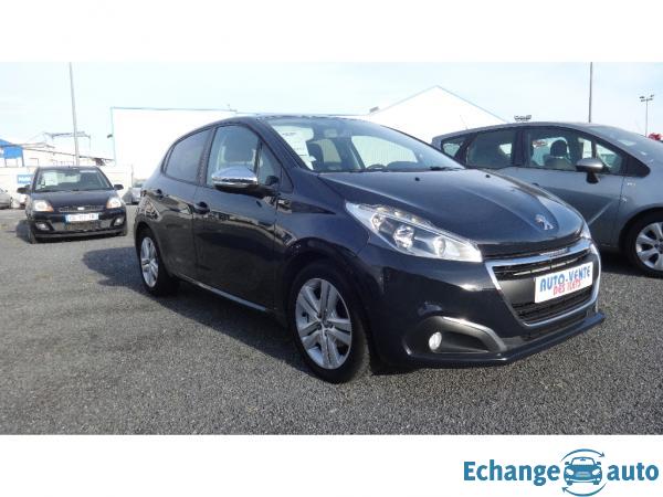 PEUGEOT 208 1.6 HDI 75ch Style