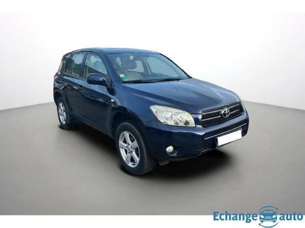 TOYOTA RAV4 II RAV4 2.0 VVT-i 152 EXECUTIVE BVA