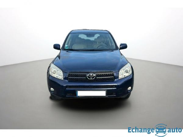 TOYOTA RAV4 II RAV4 2.0 VVT-i 152 EXECUTIVE BVA