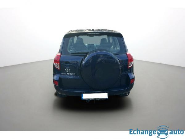 TOYOTA RAV4 II RAV4 2.0 VVT-i 152 EXECUTIVE BVA