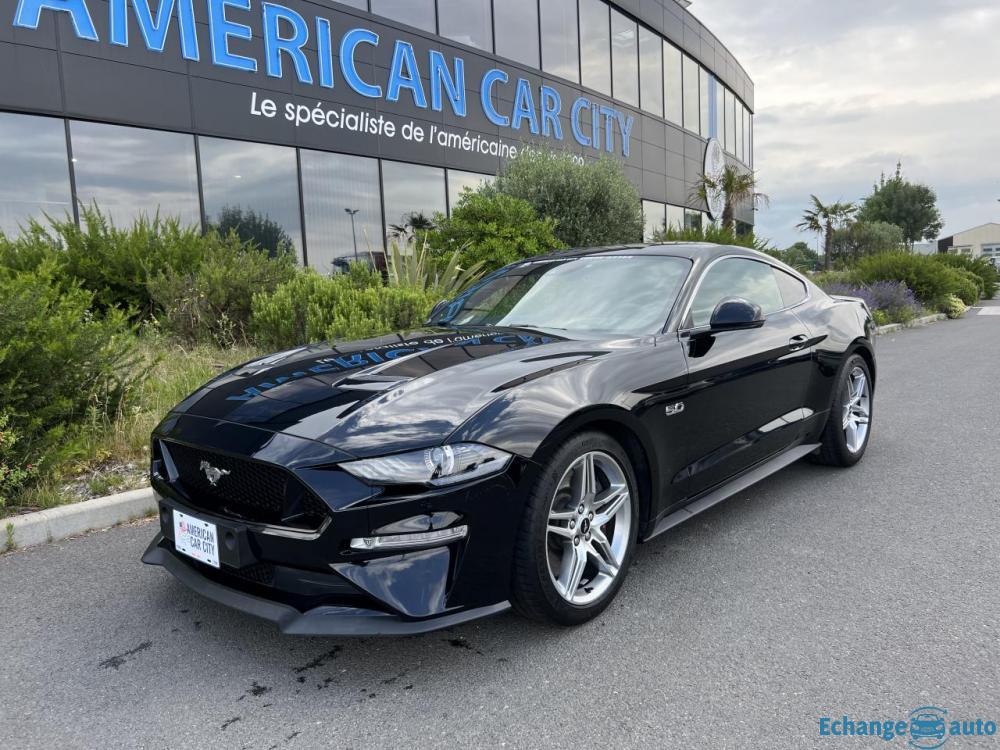 FORD MUSTANG