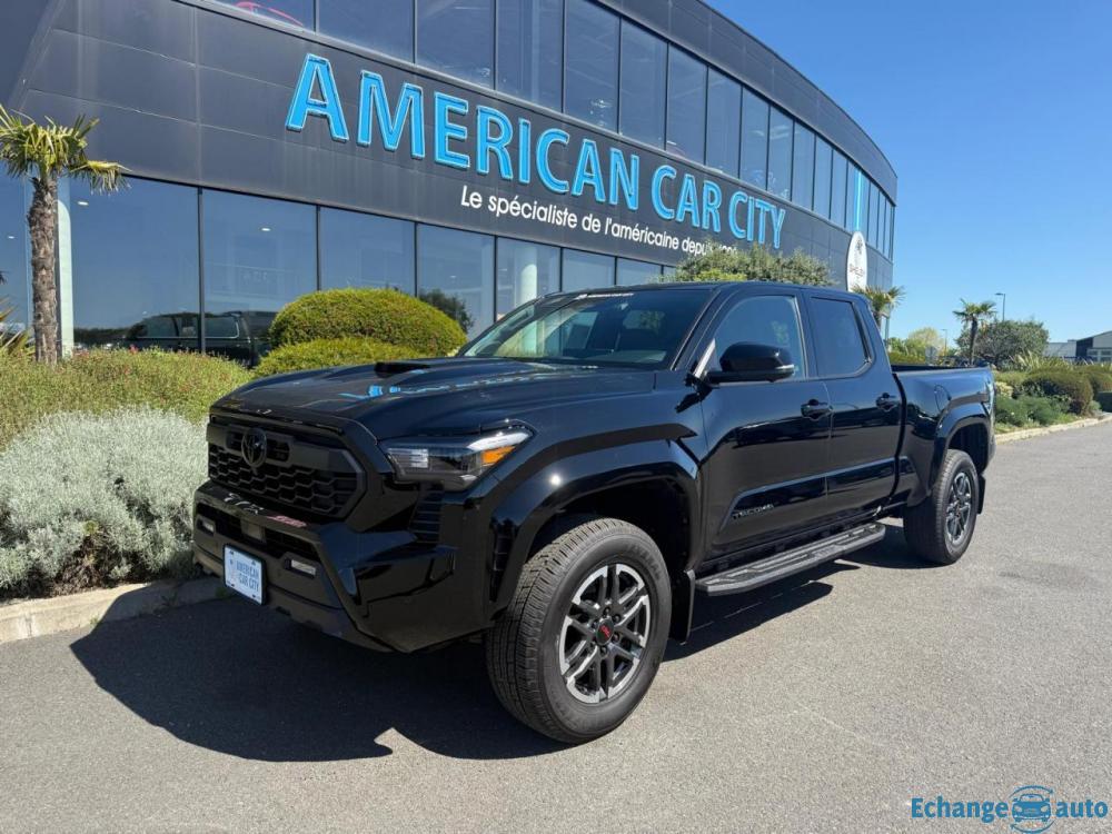 TOYOTA TACOMA