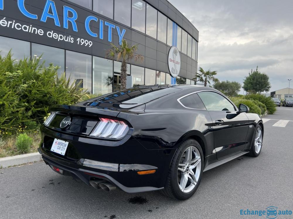 FORD MUSTANG