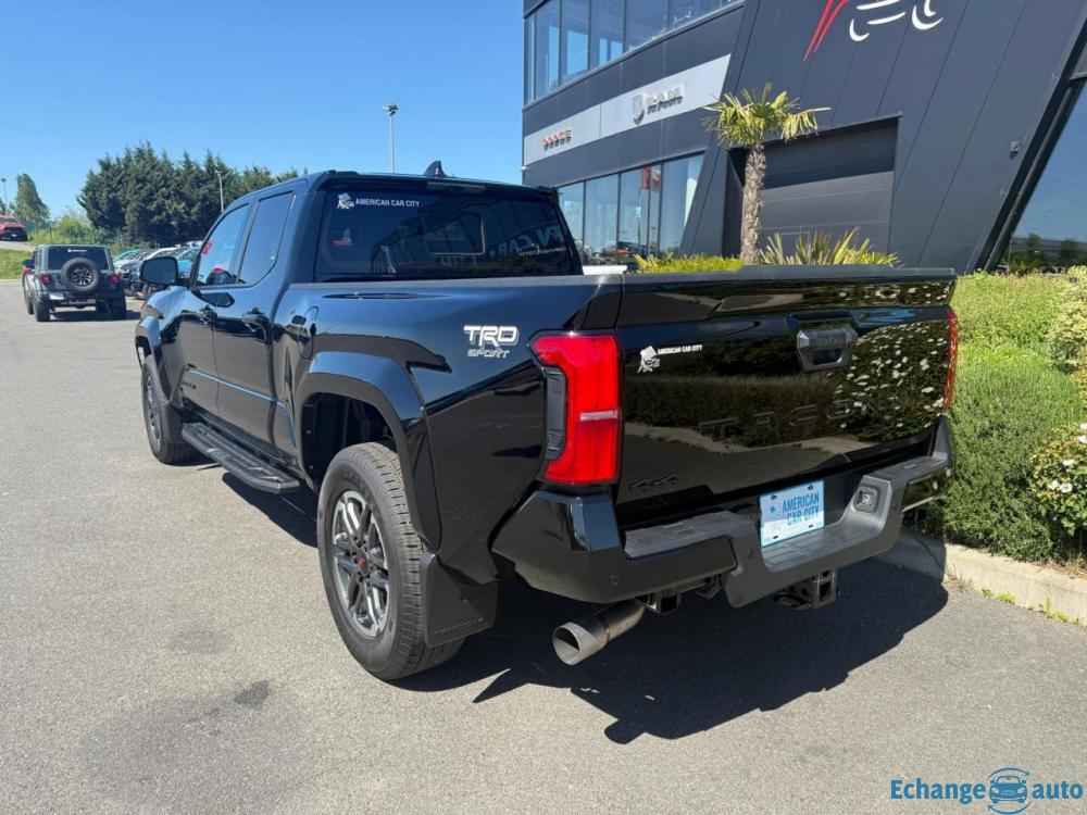 TOYOTA TACOMA