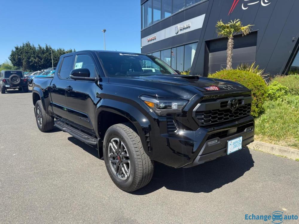 TOYOTA TACOMA