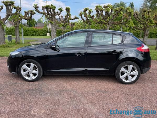 RENAULT MEGANE III  Mégane III dCi 110 FAP eco2 Dynamique