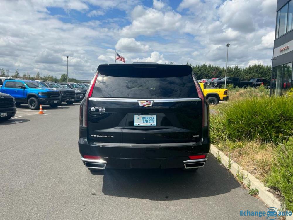CADILLAC ESCALADE