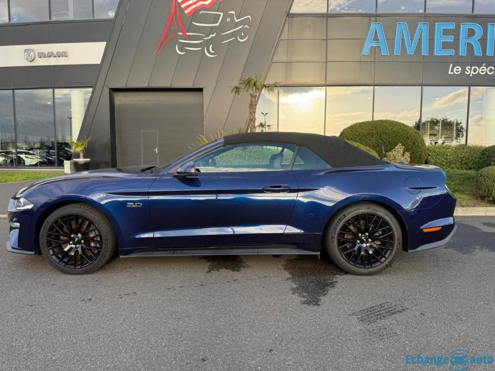 FORD MUSTANG