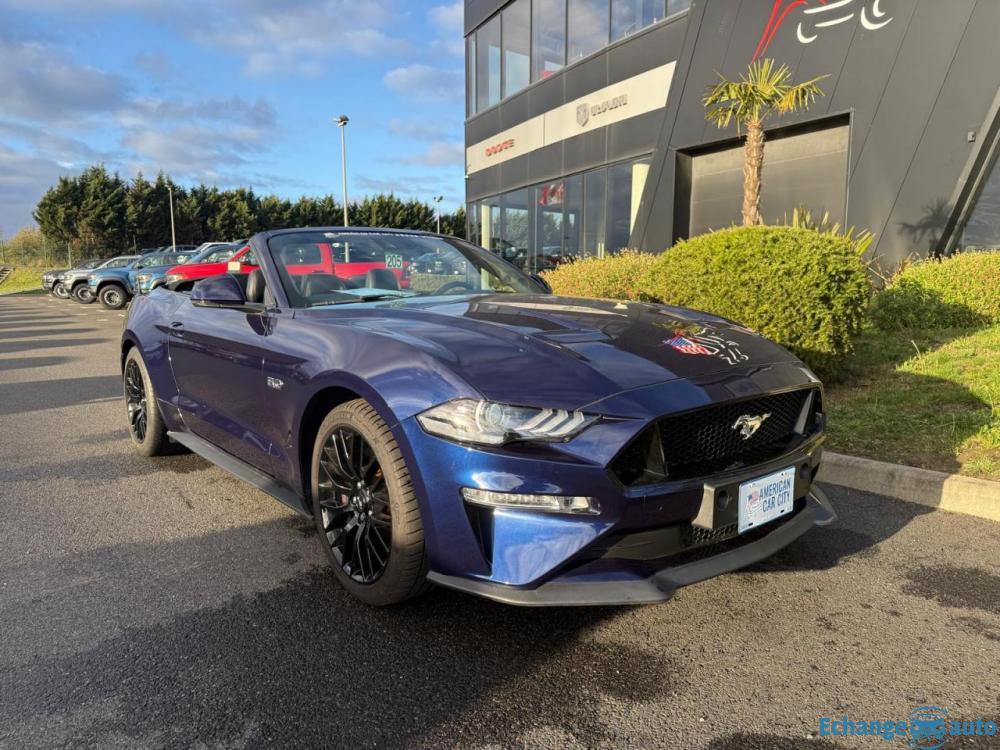 FORD MUSTANG