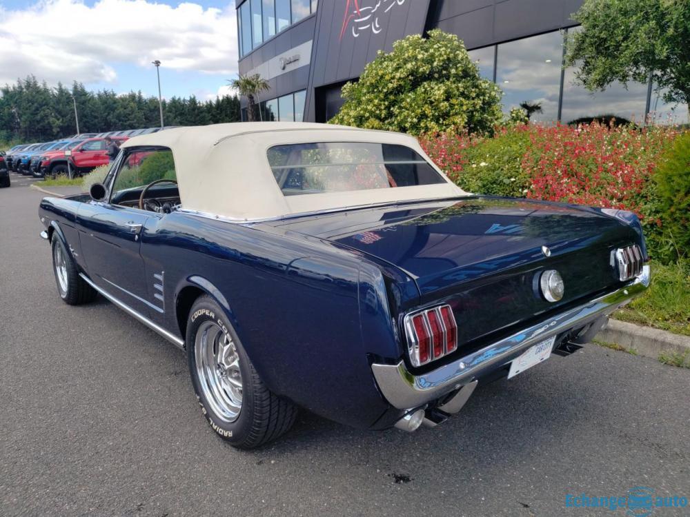 FORD MUSTANG