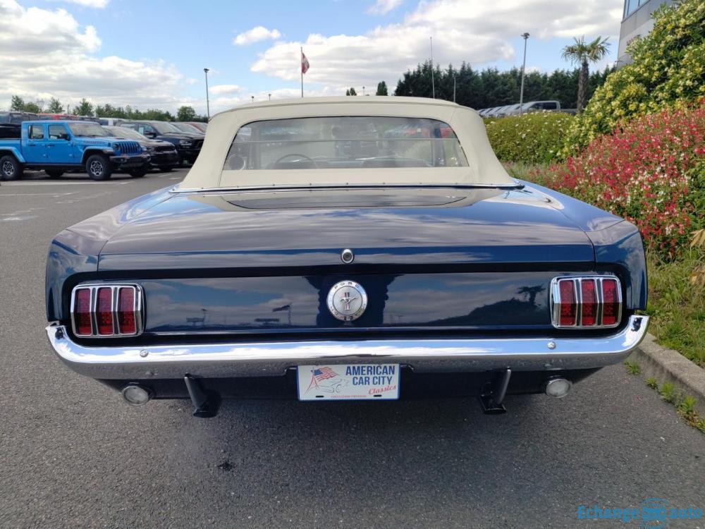FORD MUSTANG