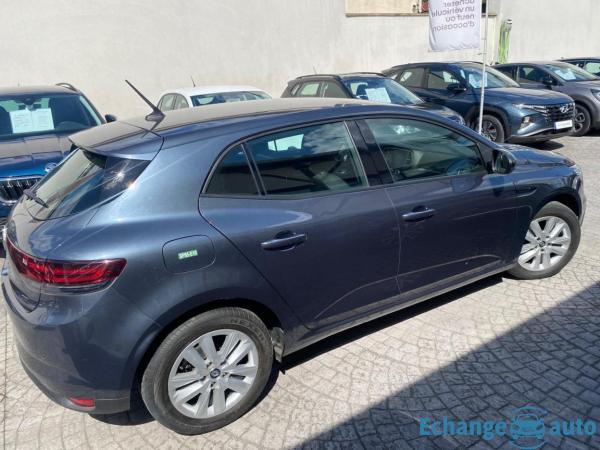 RENAULT MEGANE IV BERLINE Mégane IV Berline TCe 115 FAP - 21N Business