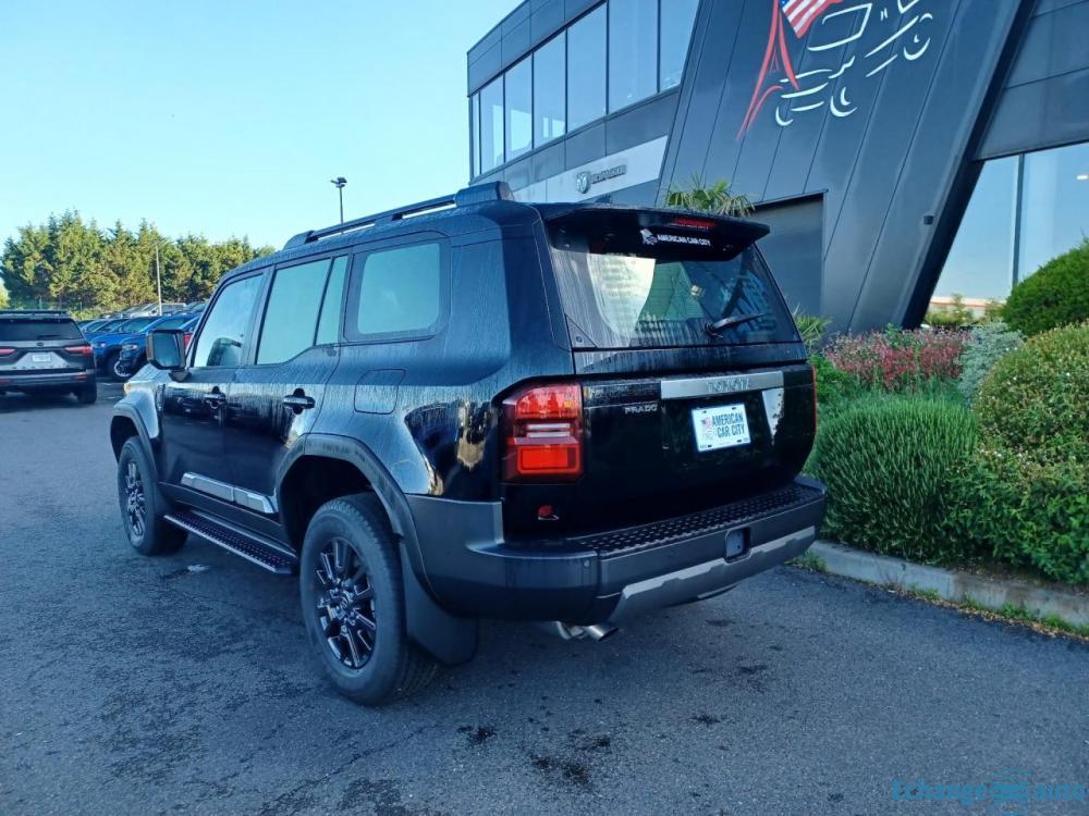 TOYOTA LAND CRUISER