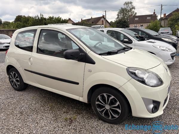 RENAULT TWINGO II 1.2i 75ch Authentique