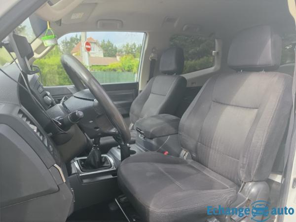 MITSUBISHI PAJERO  Court 3.2 DI-D 200cv 